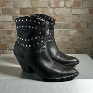 Harley-Davidson Studded Black Leather Boots — Women’s 8.5 / EU 39